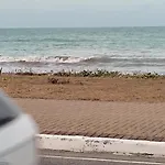 Pertinho do mar 1